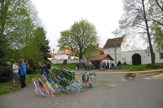 Stavění máje 3.5.2013
